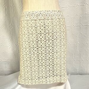 LOFT Cream Lace Pencil Skirt